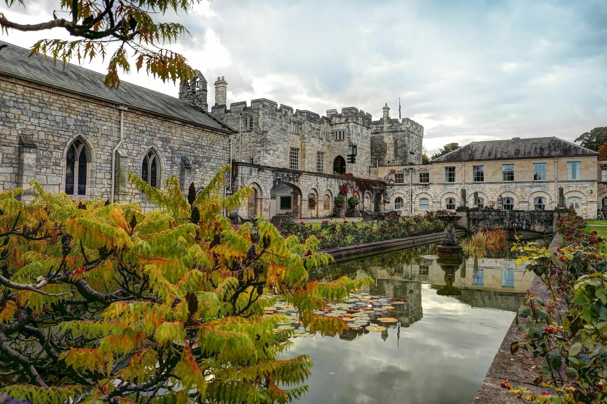 Hazlewood Castle & Spa Tadcaster Exterior foto